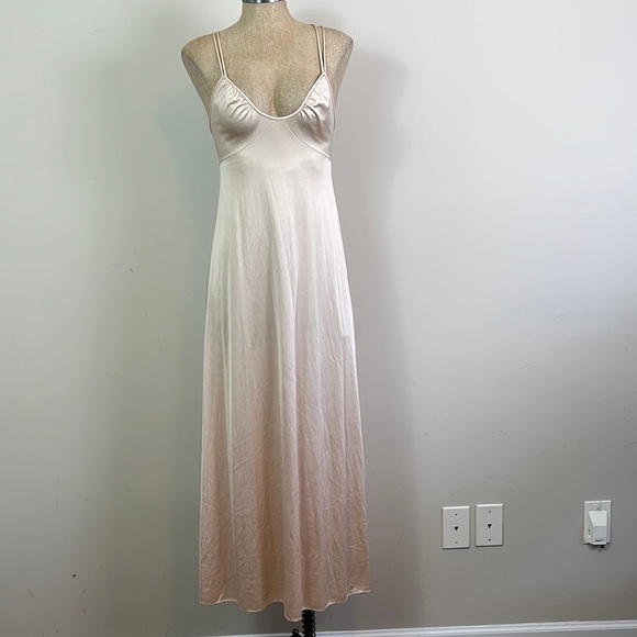 Vintage Vanity Fair Nightgown Slip Dress Women Sz 34 Champagne Maxi Made in USA - Picture 1 of 7
